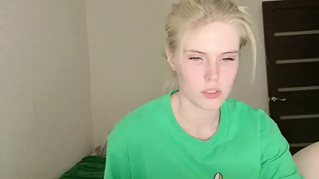 -02- webcam show