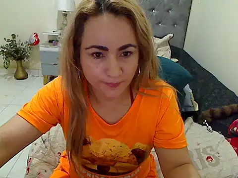 Chat XXX en directo de katalinahot2026