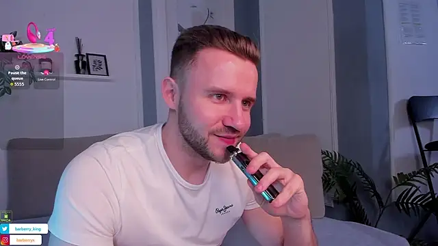 XXX chat uživo modela EnriqueBarberry