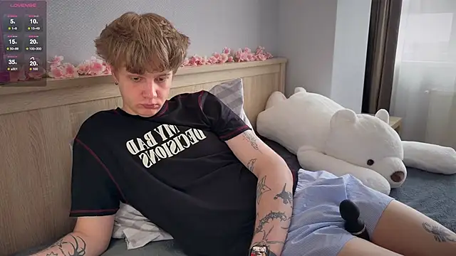 XXX chat uživo modela olivertasty