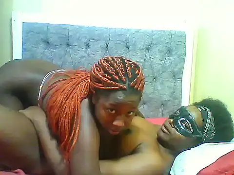 Chat XXX en directo de Horny_ebonies