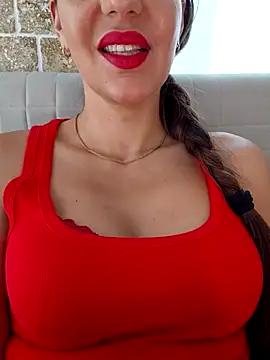 Glamour_Grace Adlı Modelin Canlı XXX Sohbeti