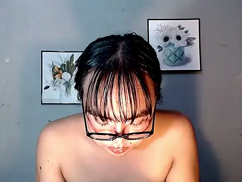 Asianblk_barbiedoll Show Webcam