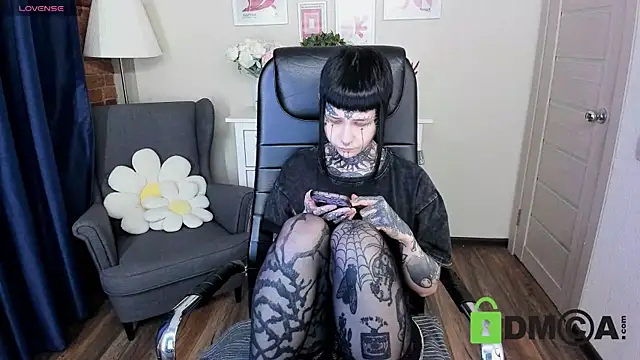 Chat +18 de Bloood__Mary ao vivo