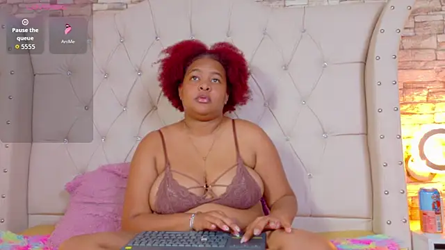 צ'אט XXX בשידור חי של Candela_Star