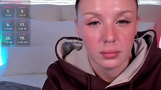 LianaFord Live XXX-chat