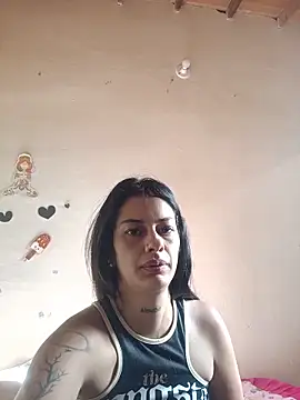 Akasha001 Adlı Modelin Canlı XXX Sohbeti