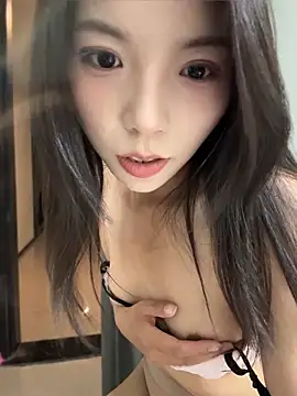susu_kara's Live XXX Chat