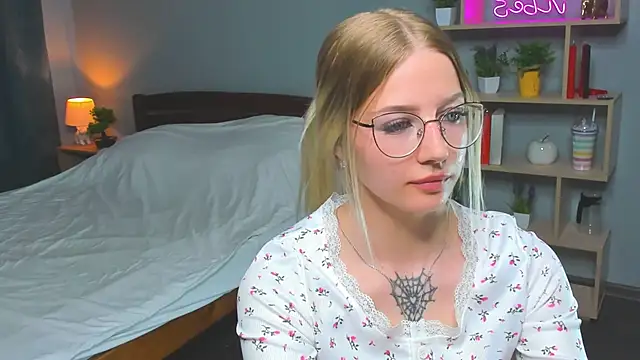 DeniseMekus XXX чат на живо