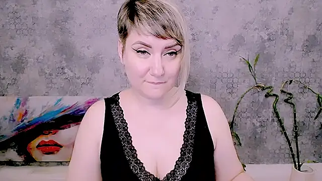 Djullia's Live XXX Chat
