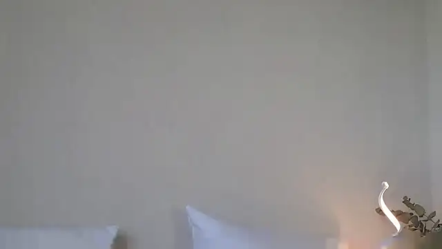 chloi_hes' Live XXX Chat