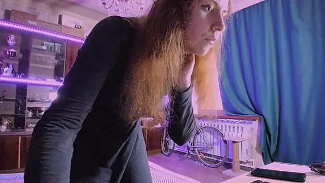 pa1e_pr1ncess – Naživo XXX chat