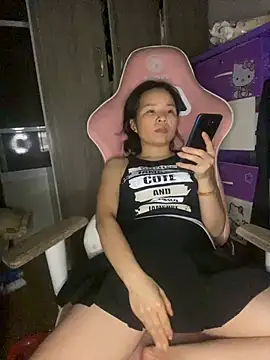 Ivy_Trix2's Live XXX Chat