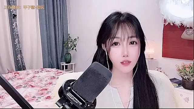 دردشة Laura_520 الجنسية المباشرة