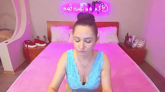 Chatroom XXX en direct de AngellLika