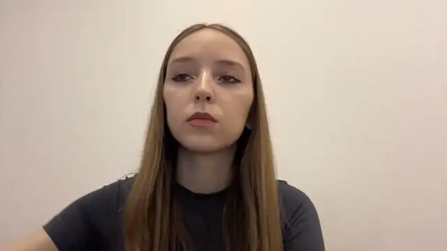 QueenBalensiefen Chat XXX in diretta