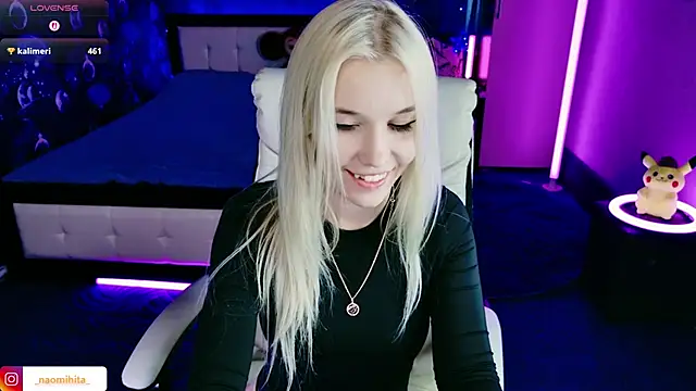 Chatroom XXX en direct de NaomiHita