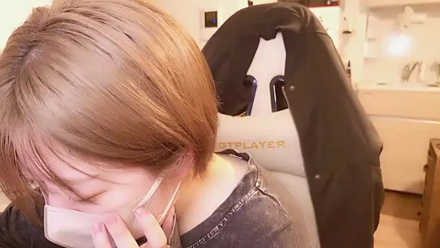 Chat +18 de Ru_san_S2 ao vivo