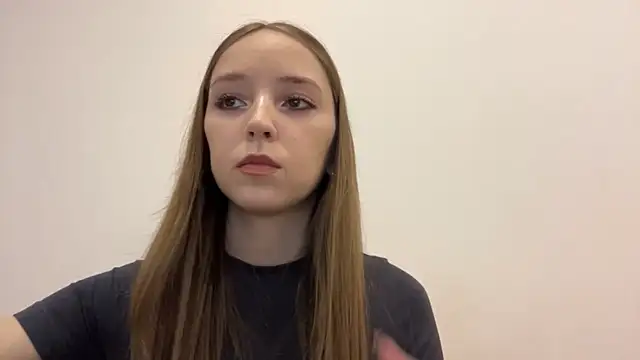 QueenBalensiefen XXX чат на живо