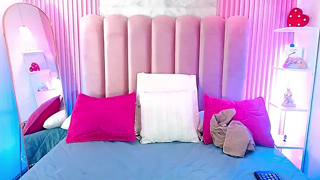 ArianaRougee Obrolan Langsung XXX