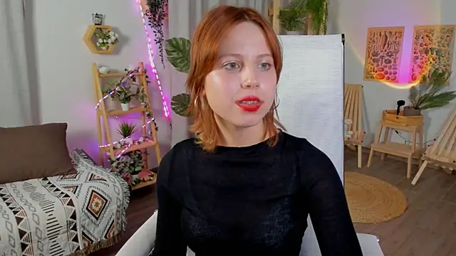 VivienneHebert live XXX chat
