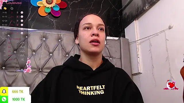Chat XXX en directo de LAILAGUMMY