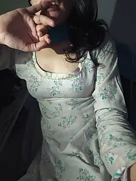 zoya_baby_ 网络视讯表演