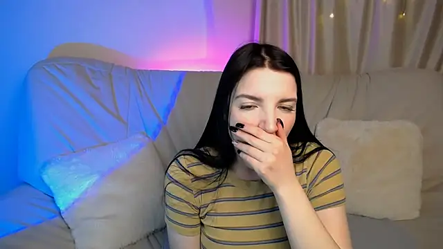 AliceChanel: απευθείας συνομιλία ΧΧΧ