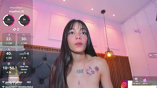 AMELIELEONE's Live XXX Chat