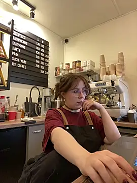cinnabon_'s Live XXX Chat