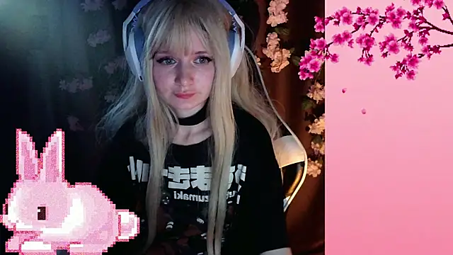 AmmiRinn Chat XXX live