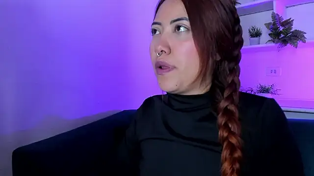 Saelivrae Adlı Modelin Canlı XXX Sohbeti