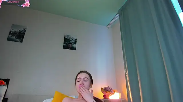 Chloeee4200 Live XXX-Chat