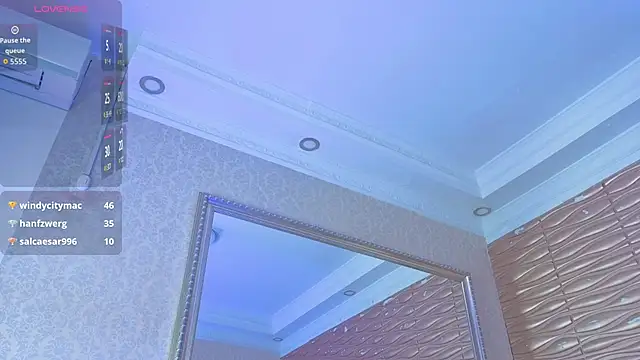 Miladiosa Adlı Modelin Canlı XXX Sohbeti
