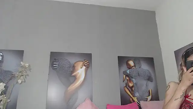 צ'אט XXX בשידור חי של AntonellaBlanc