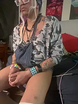 Mune_Raez_6's Webcam Show