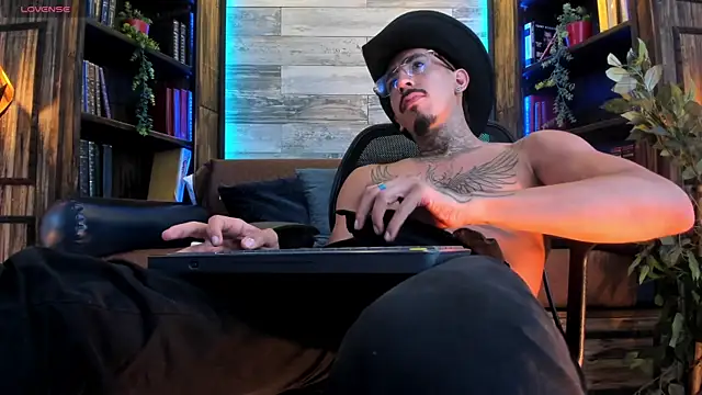 XXX chat uživo modela Donovan_Desmond
