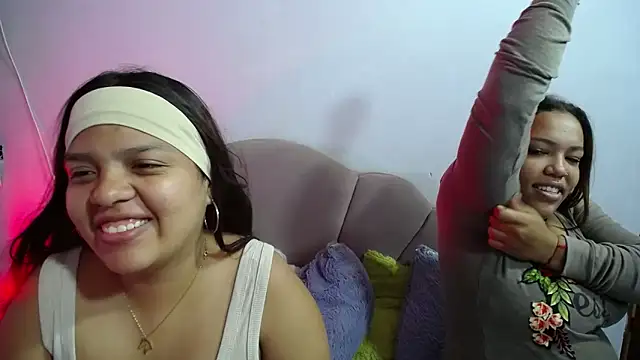 horny_babyss Adlı Modelin Canlı XXX Sohbeti