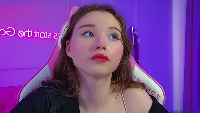 KeiraAsti – Live XXX-chat