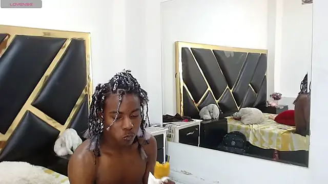 NoahJhonson69 Chat XXX in diretta