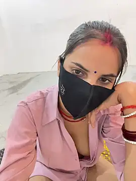 Pooja_Love143's Live XXX Chat