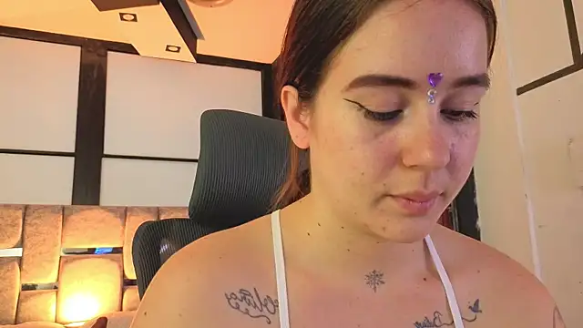AlliceLover Chat XXX live