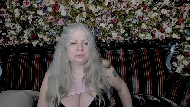 mariabelladonna Adlı Modelin Canlı XXX Sohbeti
