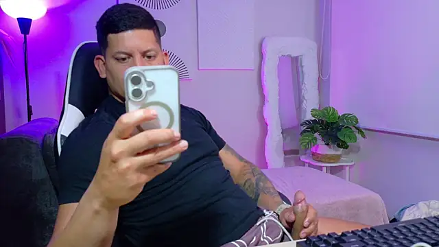 _robertobaggioo Live XXX-Chat