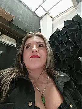 Chatroom XXX en direct de cataleyamyst
