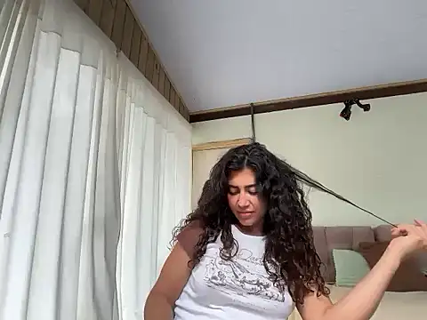 Chatroom XXX en direct de deusaludovica