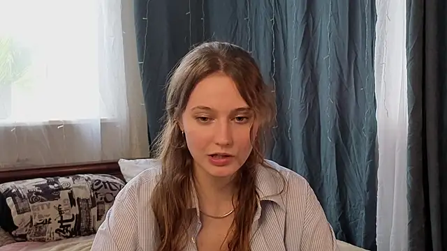 Chat +18 de RubieHeiser ao vivo