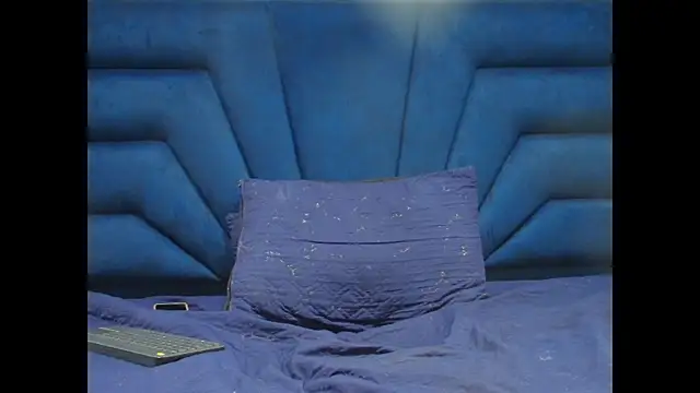 XXX chat uživo modela Angell_cooper