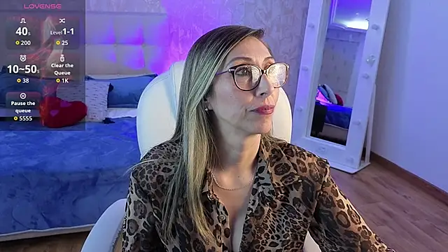 Scarlett_079: απευθείας συνομιλία ΧΧΧ