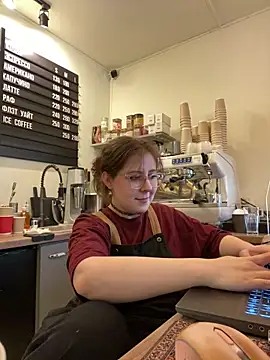 Živý XXX chat cinnabon_